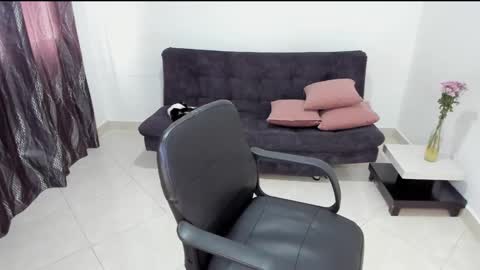 Andrea online show from February 27, 3:05 pm