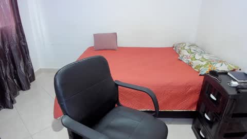 Andrea online show from December 27, 6:53 pm