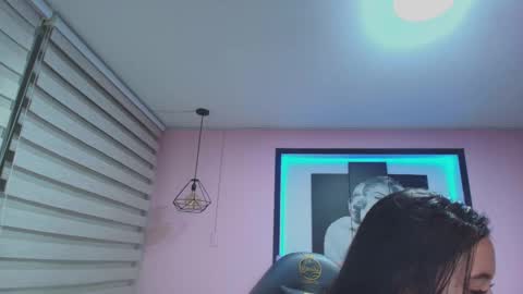 Andrea Ramos online show from February 25, 2:36 am