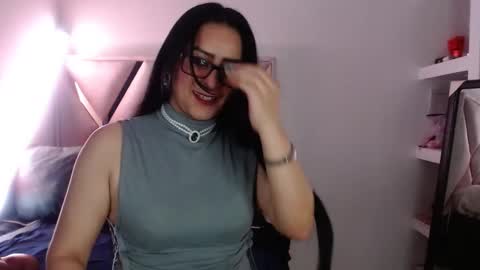 Andrea online show from December 2, 9:59 pm