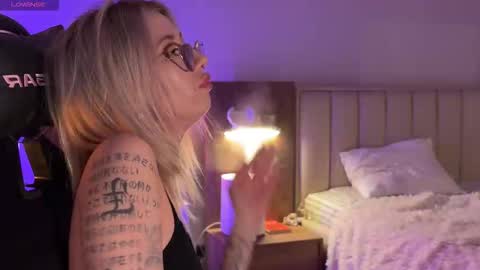 angel_ariela online show from March 3, 2:01 pm