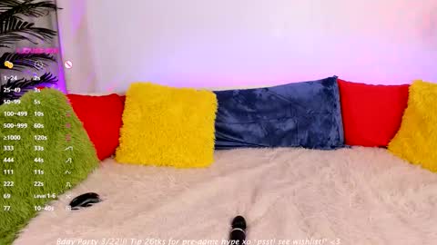 Claire - be back soon online show from March 15, 11:29 pm