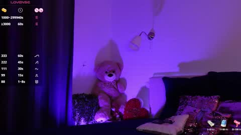 Angela online show from September 14, 2:37 pm