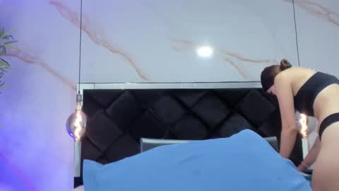 ANGELA online show from October 18, 12:52 pm