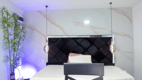 ANGELA online show from November 8, 3:06 pm