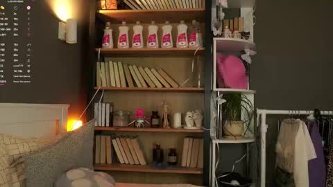 Mary online show from February 14, 11:45 am