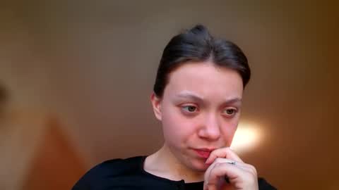 AngelaMist online show from April 11, 1:37 pm