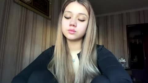 Angel online show from April 27, 3:25 am