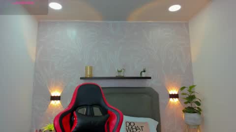 A N G E L I C A online show from February 13, 12:11 pm