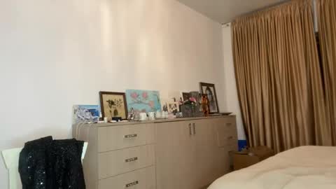 angelicfenix online show from March 12, 5:15 pm