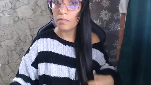 angela online show from April 14, 10:54 pm