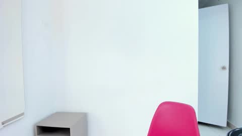 A F R O D I T A online show from November 18, 1:01 pm