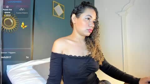 A N G I E online show from April 8, 12:51 pm