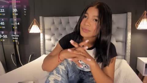 angy_avila online show from January 11, 11:59 am