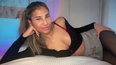 anisha online show from September 9, 9:31 am