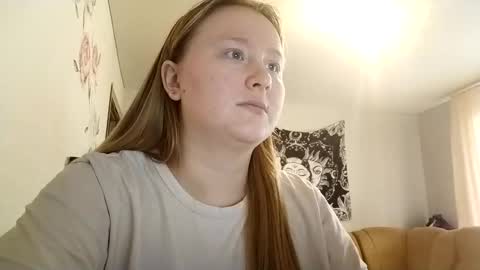 Anika online show from November 20, 8:04 am