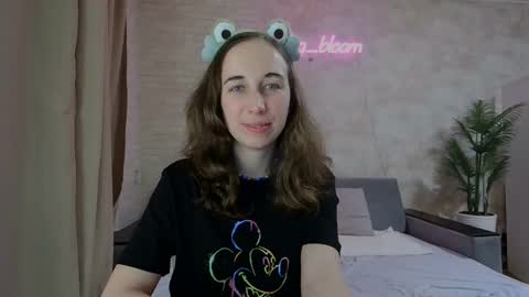 anikabloom online show from February 10, 8:10 pm