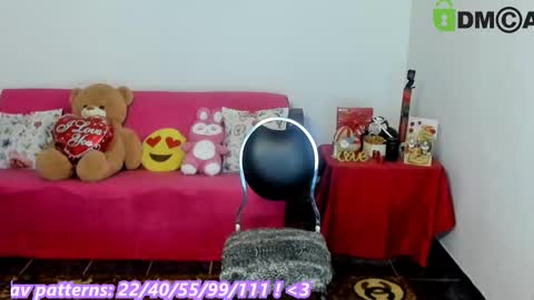 AnissyaX online show from October 1, 3:00 am