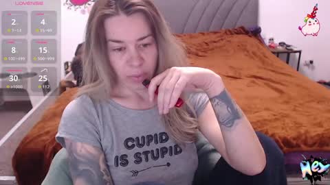 Anadirectgirl online show from May 20, 9:50 am