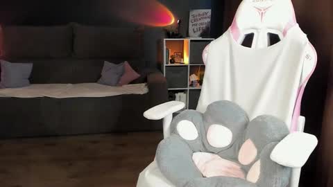 AnnaThe next stream is tomorrow online show from October 6, 12:38 am