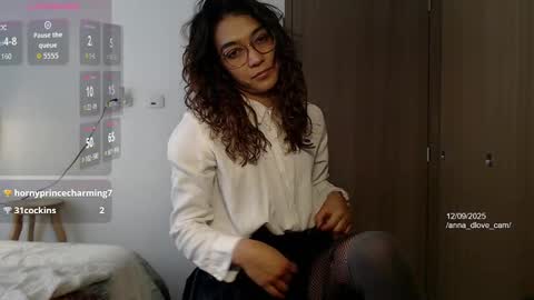 Anna online show from September 12, 4:25 pm