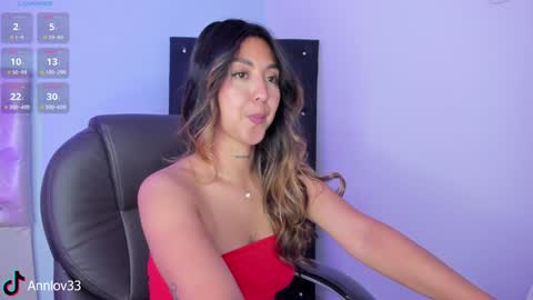 Ana Lucia online show from December 4, 6:17 pm