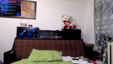 Ana   online show from December 2, 7:10 am