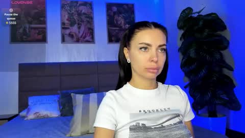 anna_nobel online show from September 15, 5:27 am