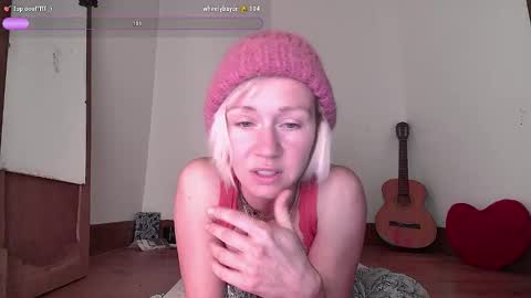 Anna Safra online show from December 8, 9:08 pm