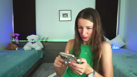 Anna Shine online show from December 21, 9:33 am