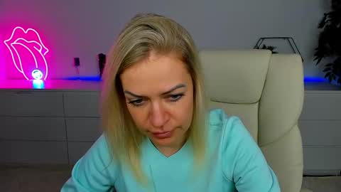 anna_snow9 online show from September 20, 6:50 pm