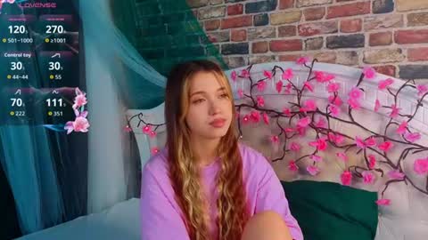 Anna online show from June 17, 8:48 am