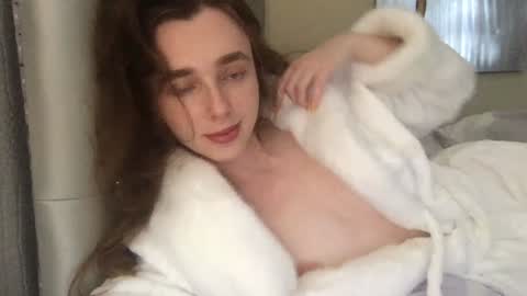 Anna online show from September 10, 10:10 pm