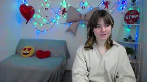 Anna online show from February 16, 8:03 am