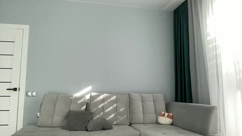 AnnaxBlossom online show from October 20, 8:50 am