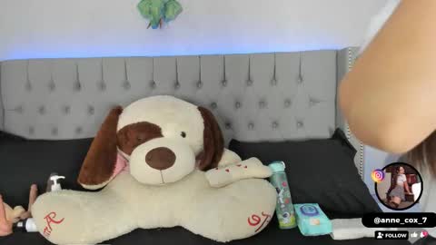 annex online show from September 12, 11:18 am