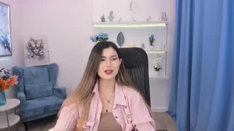 annetli online show from November 24, 8:00 pm