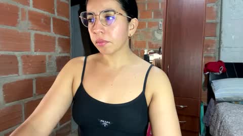 anngela online show from October 3, 4:06 am