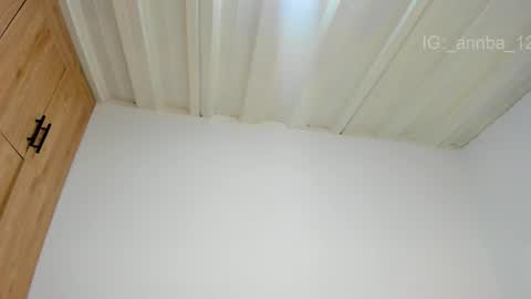 annie_barozzi online show from February 20, 10:39 am