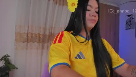 annie_barozzi online show from June 23, 2:48 pm