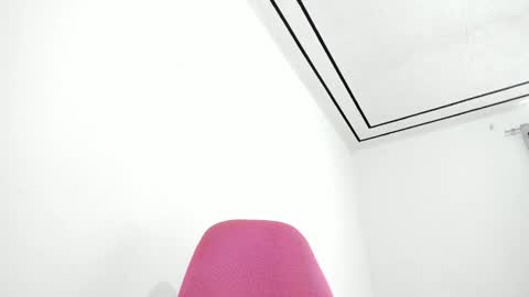 Annie  online show from February 28, 5:26 pm