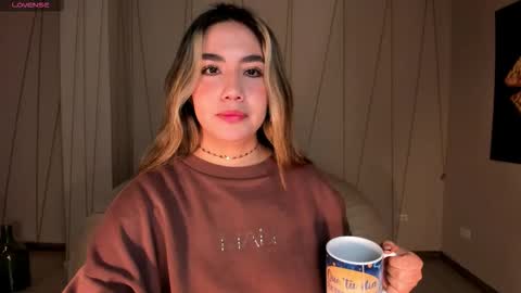 Annie Monroe online show from November 5, 11:59 am