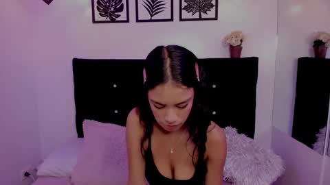 Annie Evans  online show from February 11, 4:08 pm