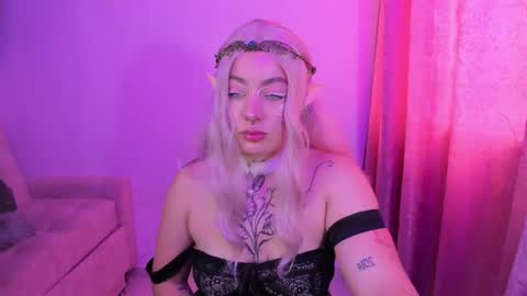 Gise. online show from October 12, 7:49 pm