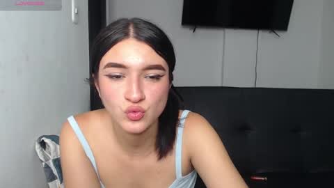 Anny online show from October 28, 3:40 pm