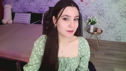 Annie online show from January 17, 2:39 pm