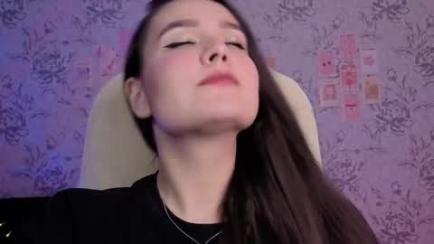 Annie online show from November 8, 12:59 am