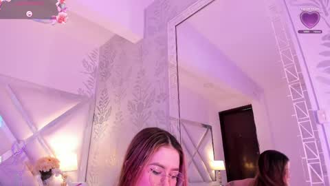 Anny online show from April 3, 8:51 pm