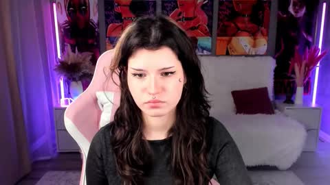 Anora online show from November 27, 12:52 pm