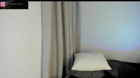 antonella_rod online show from April 17, 9:50 pm